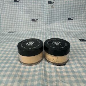 2 Bellapierre Banana Setting  Powder (Medium)